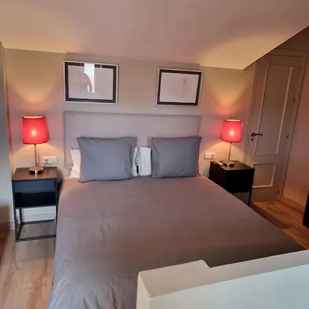 Apartamento Elegante Duplex Con Terraza En El Centro De Ronda